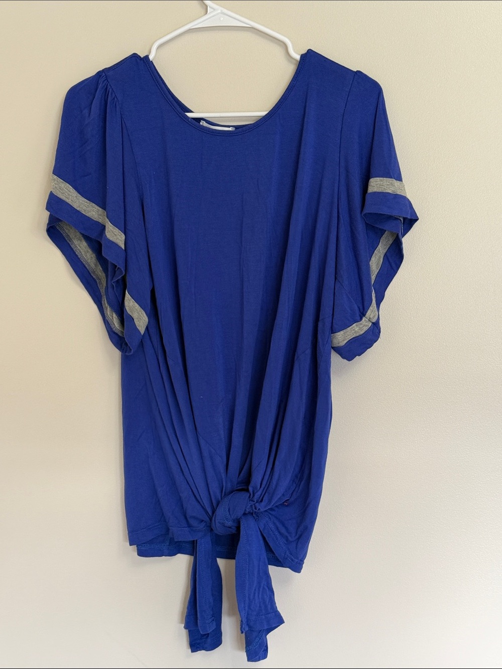 Women’s Knot-Front Flutter Sleeve Tee - Royal Blue
